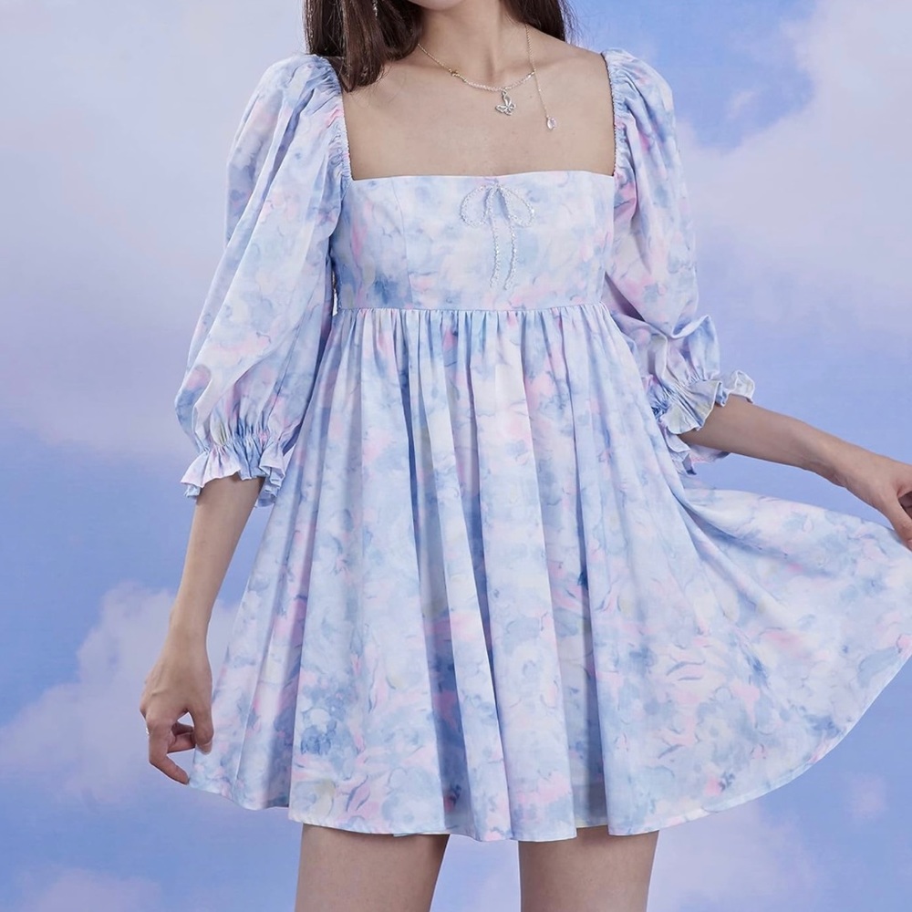 Pastel puff sleeve mini dress in size XS